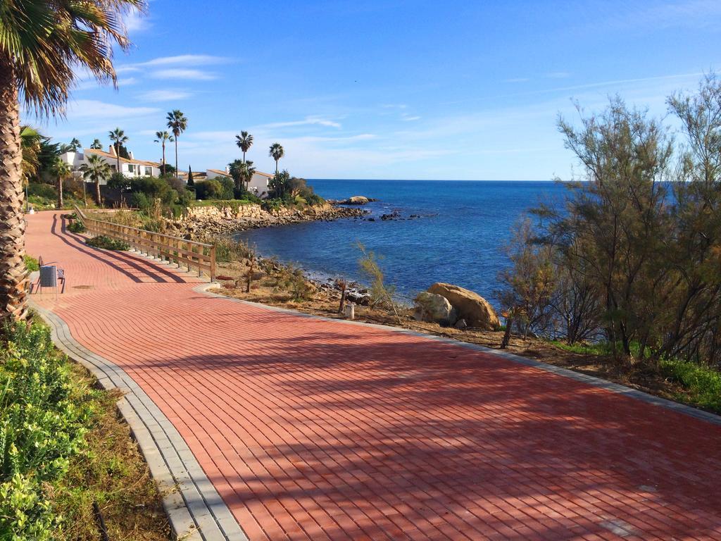 Apartments Bermuda Beach Estepona Exterior foto